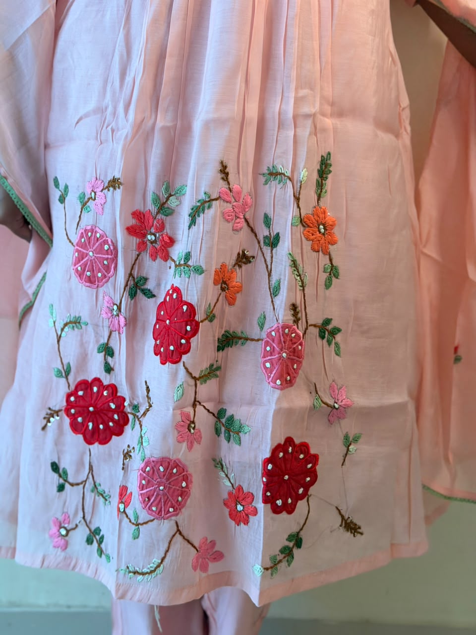 Roohani Gulab Pink Suit Set