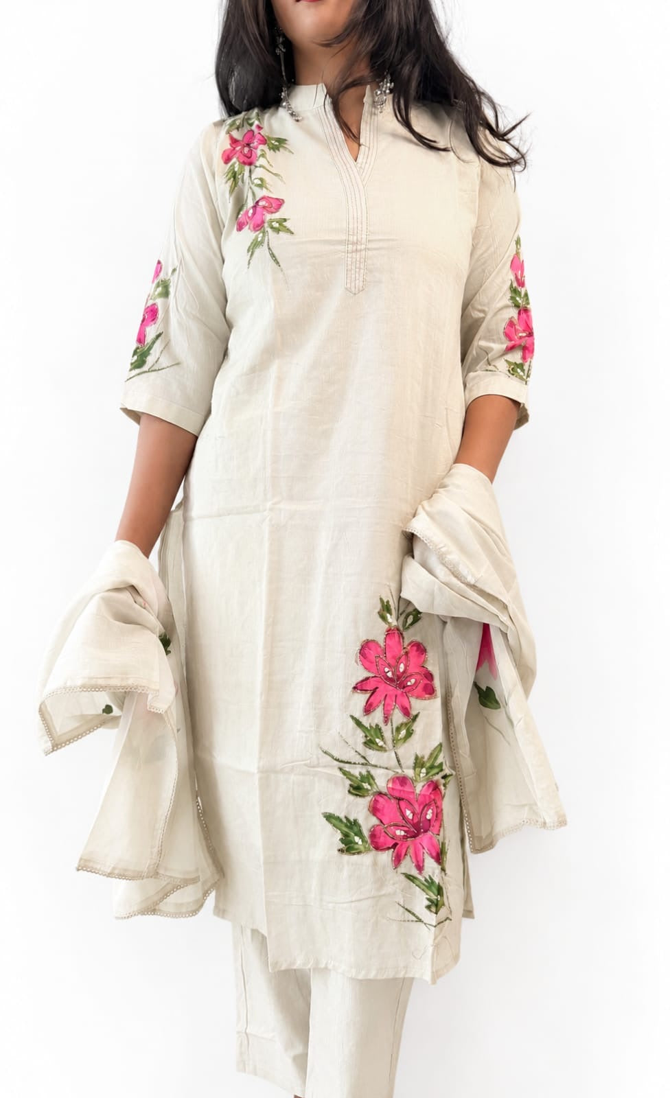Gulnaar Ivory Elegant Suit